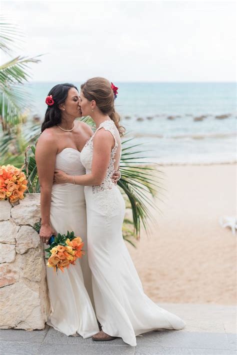 Wedding Lesbian Kiss