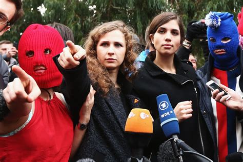 Russia Sentences Pussy Riot Members In Absentia To Jail For Anti War Messages London News Network
