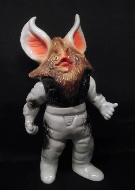 Club B Bullmark Reproduction Version Kaiju Series Alien Icarus Ash