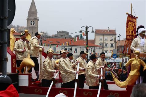 Carnevale Di Muggia Trionfa La Brivido Tutte Le Foto Della Ma