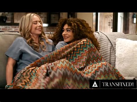 TRANSFIXED Petite Blonde Summer Vixen SAVAGELY RIDES Nurse Eva Maxim S Big Cock Until FACIAL