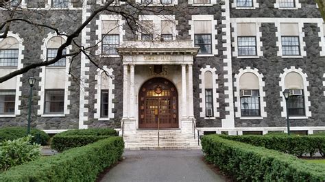 A Guide to the Fordham Neighborhood and University Campus 2