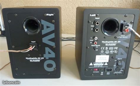 AV 40 V2 - M-Audio AV 40 V2 - Audiofanzine