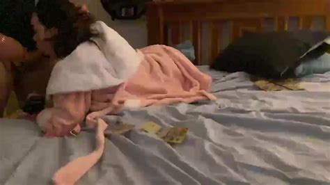 BEAUTIFUL BRUNETTE GAGGED AND FUCKED Darmowe Filmy Porno YouPorn