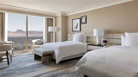 Deluxe Room | Las Vegas Hotels | Four Seasons Hotel Las Vegas