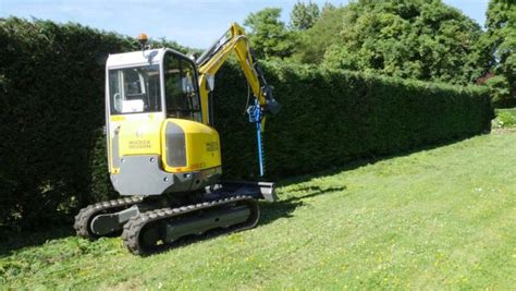 Slanetrac Mini Digger Finger Bar Hedge Cutter Attachment 11 Slanetrac