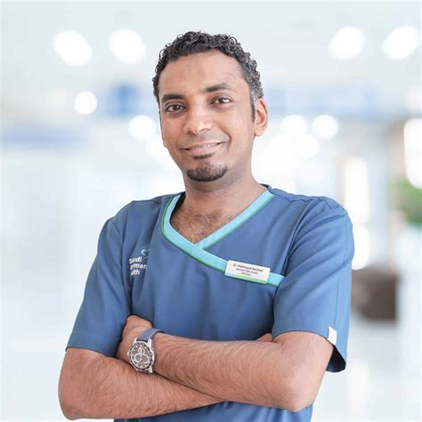 dr mahmoud soliman specialist plastic cosmetic reconstructive surgeon