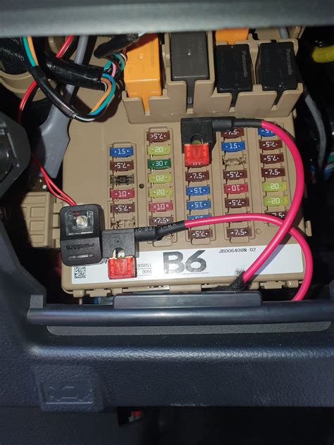 Бесконтактное открытие багажника — Subaru Outback (BS), 2,5 л, 2019 ...