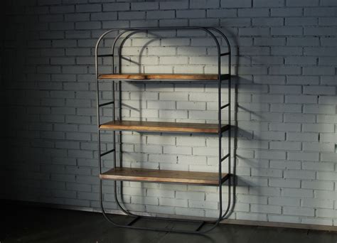 Чем замечательны и какие бывают полки для кладовки? — Комфортория