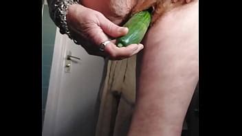 Granny Fucks Hairy Pussy With Cucumber XNXX