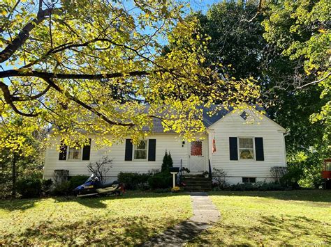 77 E Main St Pawling Ny 12564 Mls H6273551 Coldwell Banker