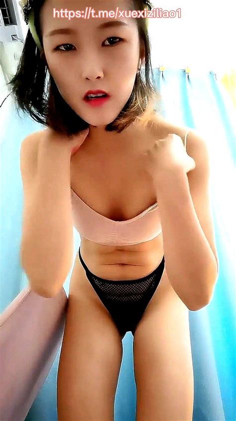 Watch 我身上白吗 我连逼都是白的 舒不舒服 舒服 哎呀 哎呀 无套内射 Sexy Body Chinese Girl Asian