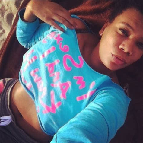 Freaky Ass MILF ShesFreaky