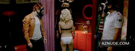 MARIETA ZUKOWSKA Nude AZNude