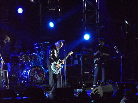 D'arcy Wretzky and Her Split From The Smashing Pumpkins? - Alt-Rock Guitar