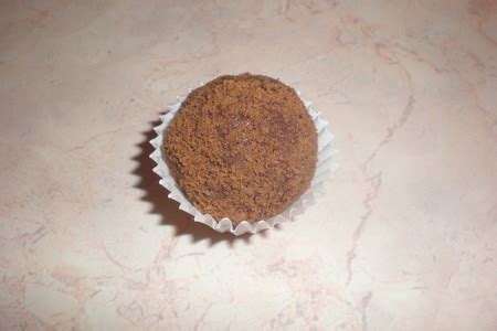 Конфеты рафаэло (вафельно-сливочные), вариант – рецепт с фото