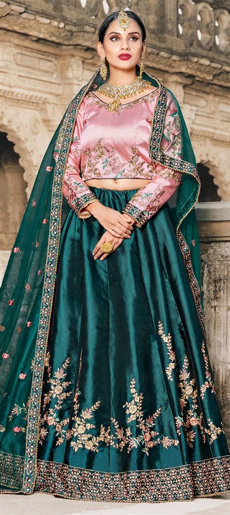 1535994 Mehendi Sangeet Green Color Satin Silk Fabric Lehenga