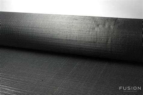 Купить углеткань биаксиальная 600г/м² 127см 45/45 в Москве