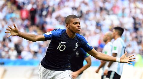 2018 FIFA World Cup | Kylian Mbappe upstages Lionel Messi as France ...