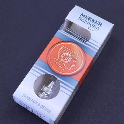 Merkur 23C Long Handled DE Razor | The Invisible Edge
