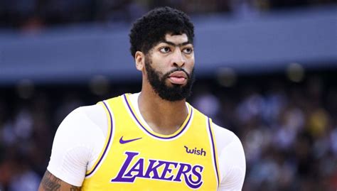 Anthony Davis To Grow Out Forehead Beard Sports Riot