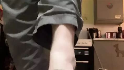 Vídeos gay de Tacones altos p HD xHamster