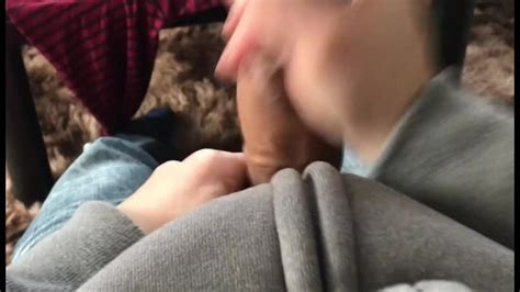 出かける前に軽く抜きたくなったよ Pornhub Gay