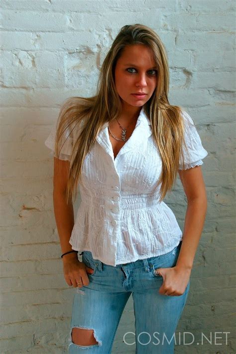 Cassie Nude In Hallway Set Free Cosmid Picture Gallery At Elite Babes