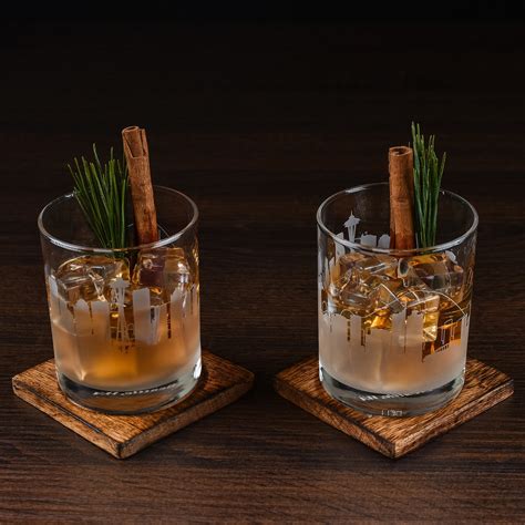 Etched Seattle Skyline Whiskey Glasses set of 2 10 Oz - Etsy