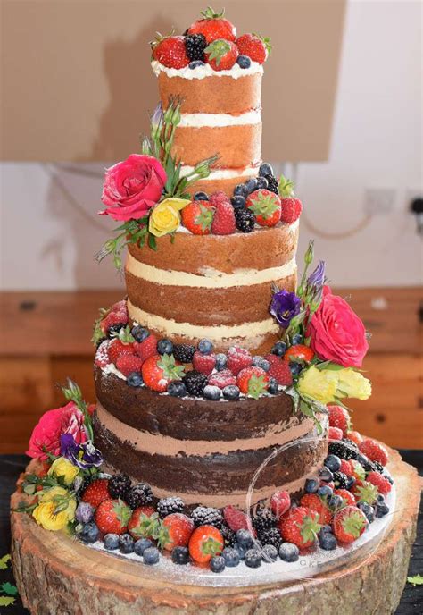 Naked Red Berries Flowers N Cake Affair Cakes For Every Occasion