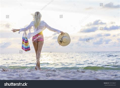 Blonde Woman On Beach Sunset Stock Photo 574159837 Shutterstock