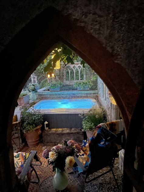 How To Design A Hot Tub Into Your Garden Redwood Stone