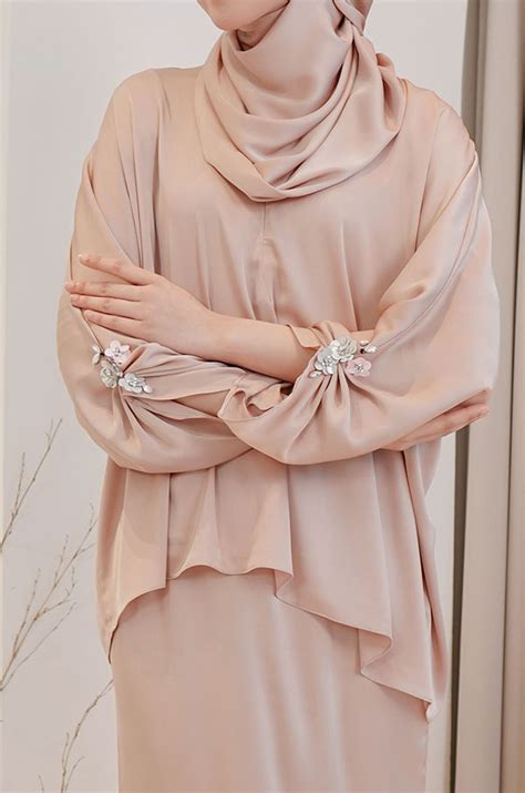 NATALIE KURUNG MODERN NUDE BROWN Maroon Red