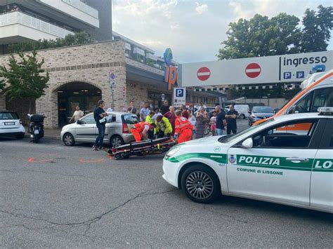 Lissone Motociclista Ferito In Un Incidente Con Un Auto In Via Matteotti