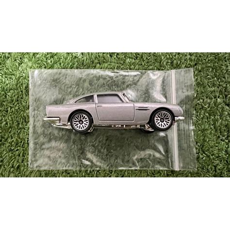 Hot Wheels Aston Martin Dbs Ldfinger Years Loose Shopee Malaysia