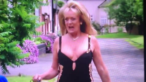 Cleavage 1 HD Porn Video 58 XHamster XHamster