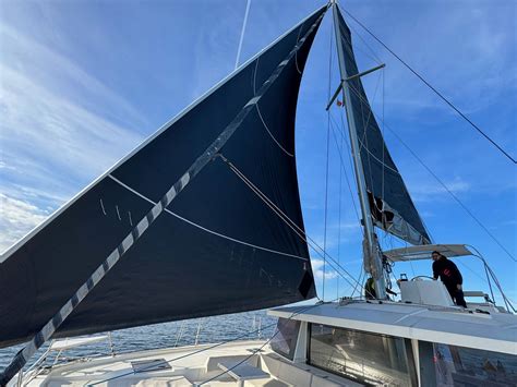 Tiki Bikini Adventures Exklusive Segelreisen Auf Unserer Yacht