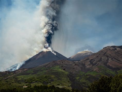 Mount Etna Eruption on June 2, 2025 – Republic Day