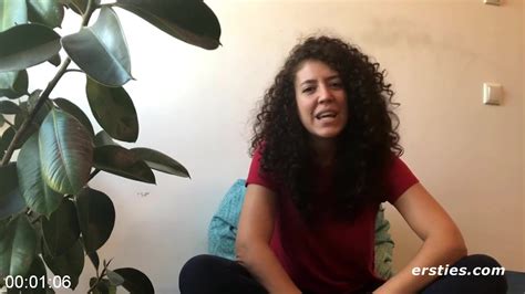 Mary B Fingers Her Wet Pussy