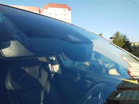 Штатный видеорегистратор для Geely Atlas PRO