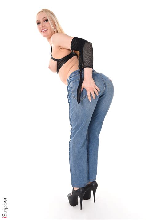 Stripper Anna Delos Has Dildos 007 1 Porn Pic