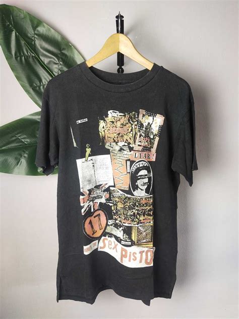 Rock Band Uniqlo Vintage Sex Pistols Gem