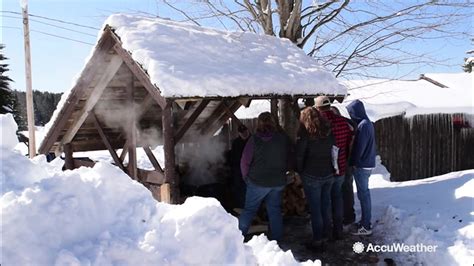 Tourists Are Flocking To Vermonts Sugarhouses