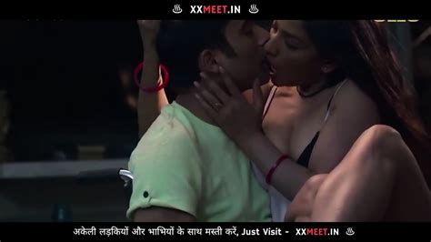 HINDI Hot Indian Bhabhi Big Boobs Saree Sex