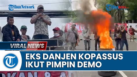 Aksi Demo Jelang Rekapitulasi Pemilu Desak Jokowi Dilengserkan Hingga