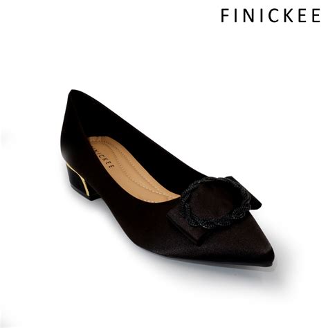 Finickee Camila Pumps Close Shoes Black Nude Shopee Philippines