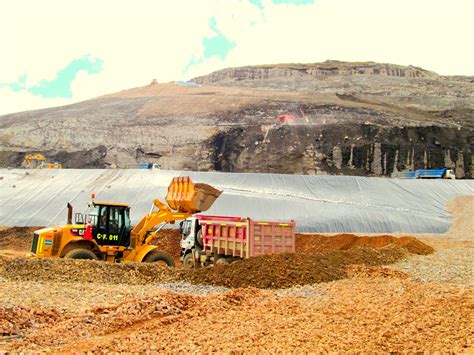 Barrick Servicio De Movimiento De Tierra Para Mina Lagunas Norte