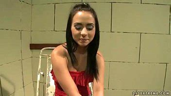 La señora dominando hermosa esclava XVIDEOS