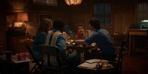 O Delegado De Stranger Things Morre - Final de Stranger Things explicado: veja quem morre e mais detalhes