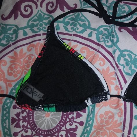 Fox Racing Bikini Top Colors Clash With My Look So Depop